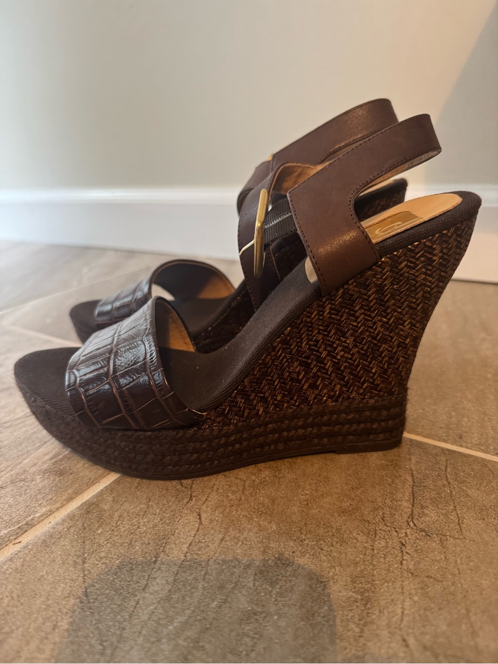 Kanna Women’s Brown Wedge Sandals with Textured Strap size 39